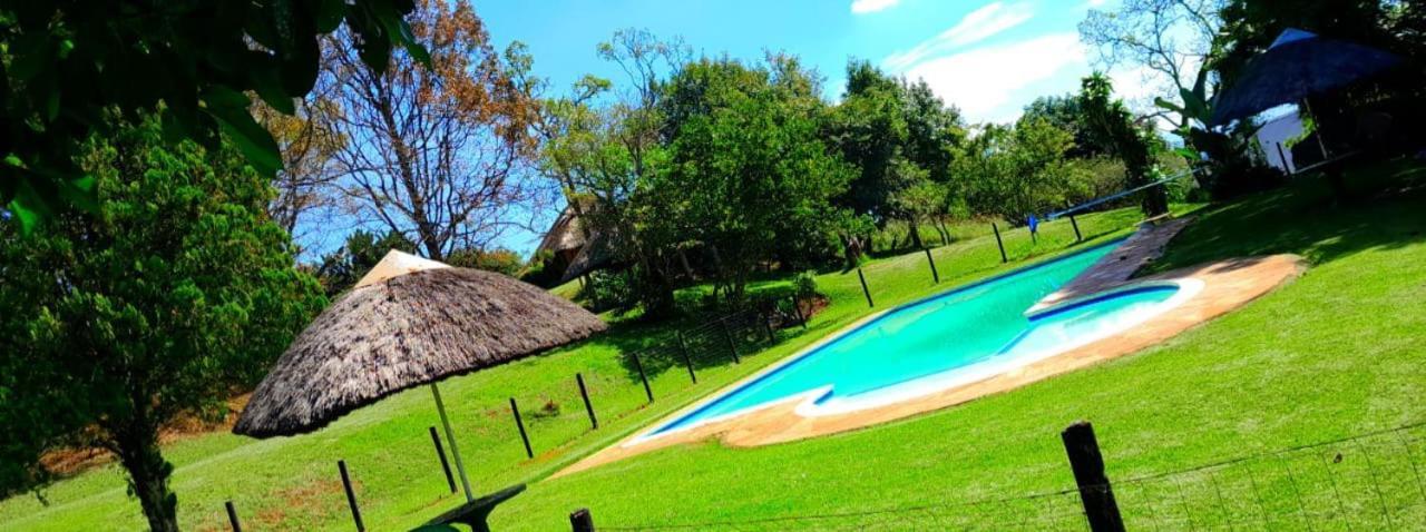 Villa Phezulu Safari Park Botha's Hill Exterior foto