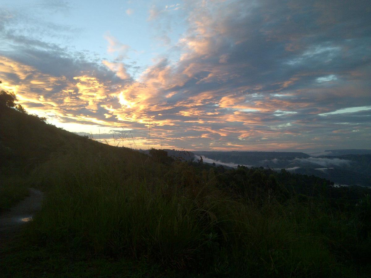 Villa Phezulu Safari Park Botha's Hill Exterior foto