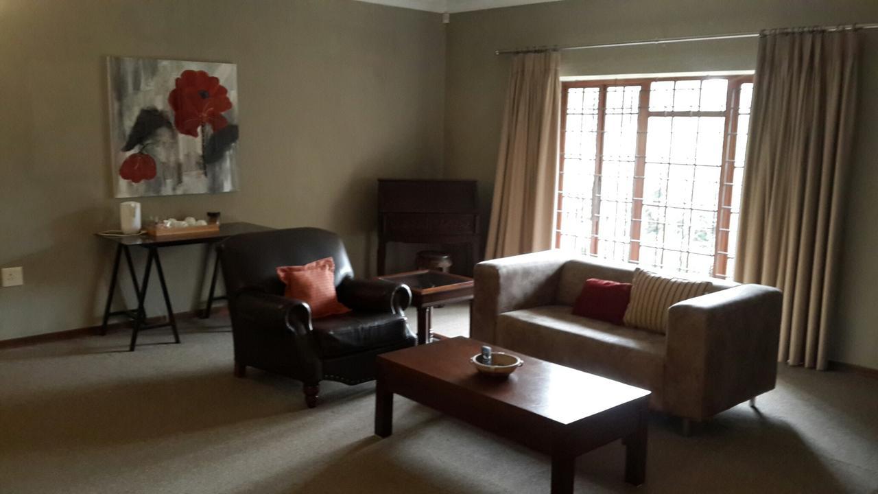 Villa Phezulu Safari Park Botha's Hill Exterior foto